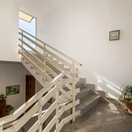 Salsedine Room's Panoramic Rooftop