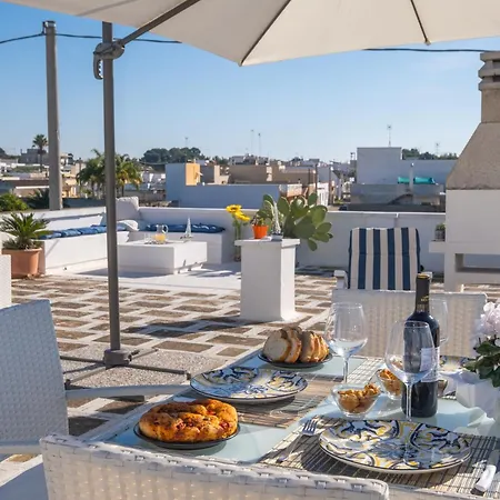 Salsedine Room's Panoramic Rooftop *